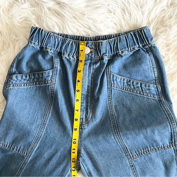 Madewell Denim Pull-On Flare in Reeves Wash - Effortless Chic - Picture 9 of 10